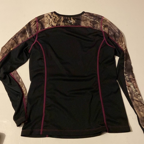 Gander Mountain Guide Series Base Layer Camo top - Picture 2 of 7